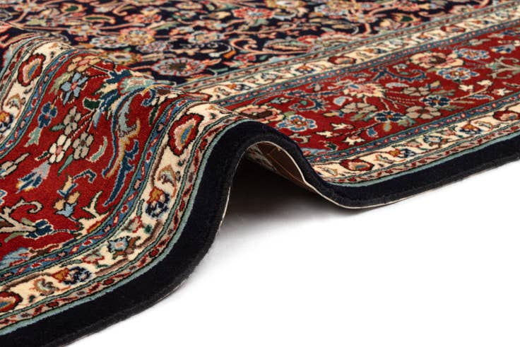 Detail image of 6' 9 x 8' 11 Mood Wool Rug