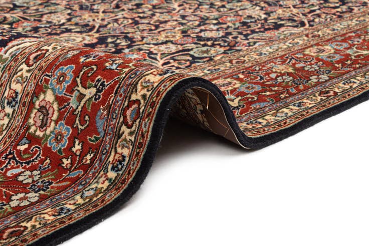 Detail image of 6' 5 x 8' 11 Mood Wool Rug