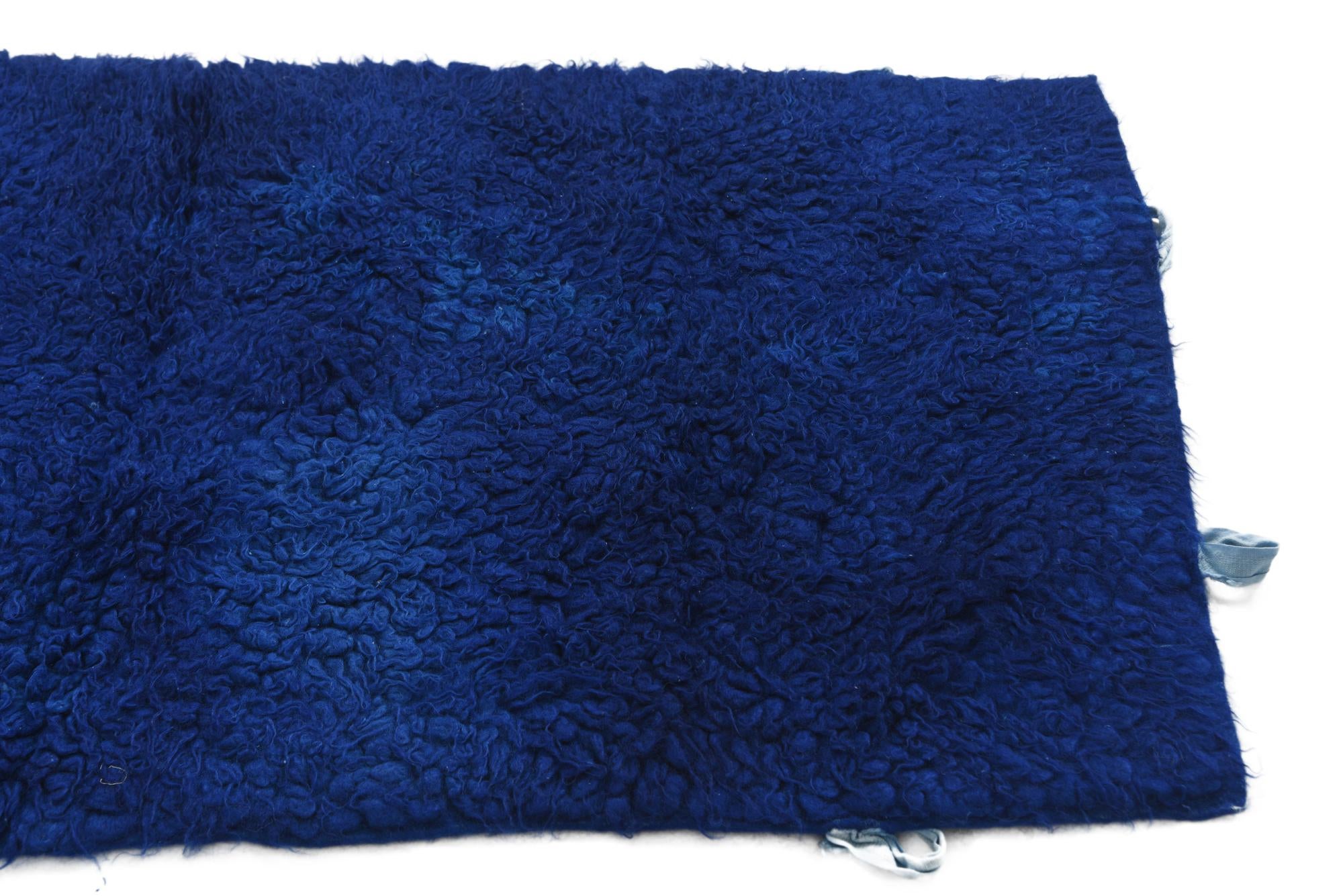 2' 9 x 5' 4 Hand Knotted Moroccan Wool Rug