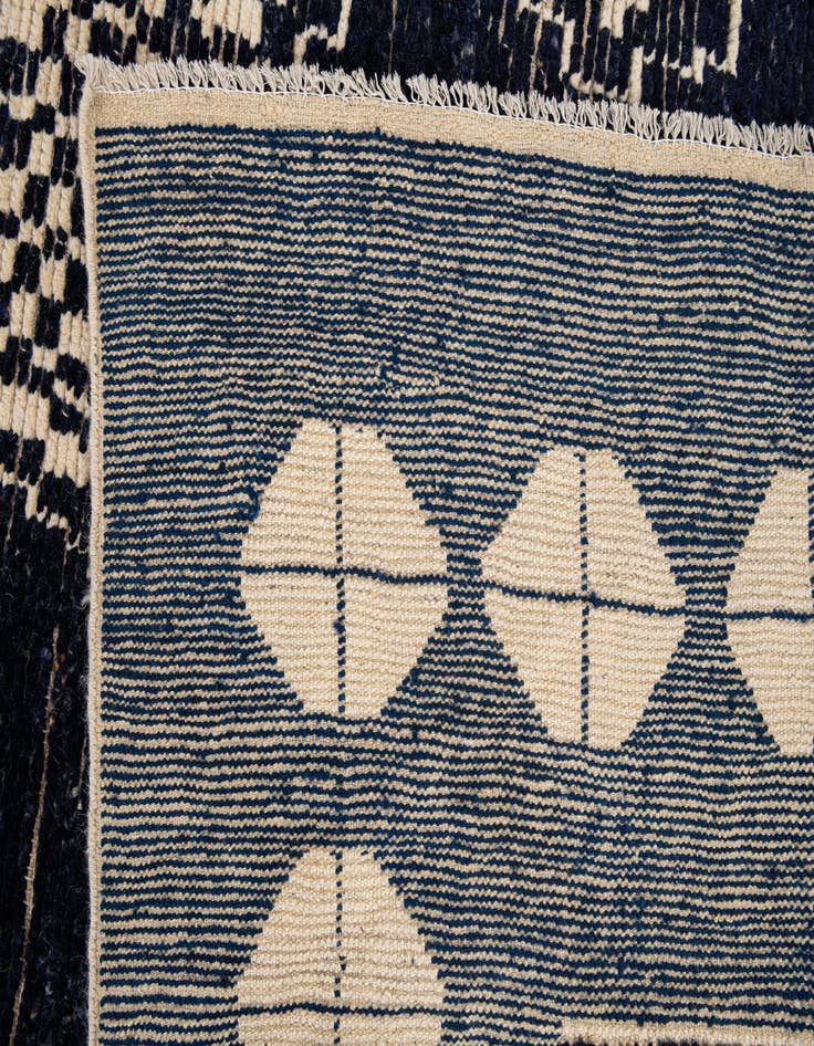 Detail image of 10' 5 x 14' 4 Hand Knotted Moroccan Wool Rug