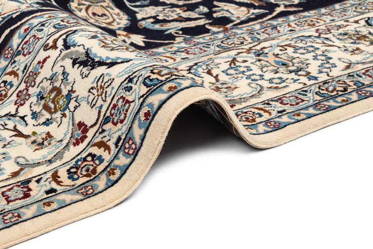 Detail image of 8' 4 x 11' 7 Nain Rug