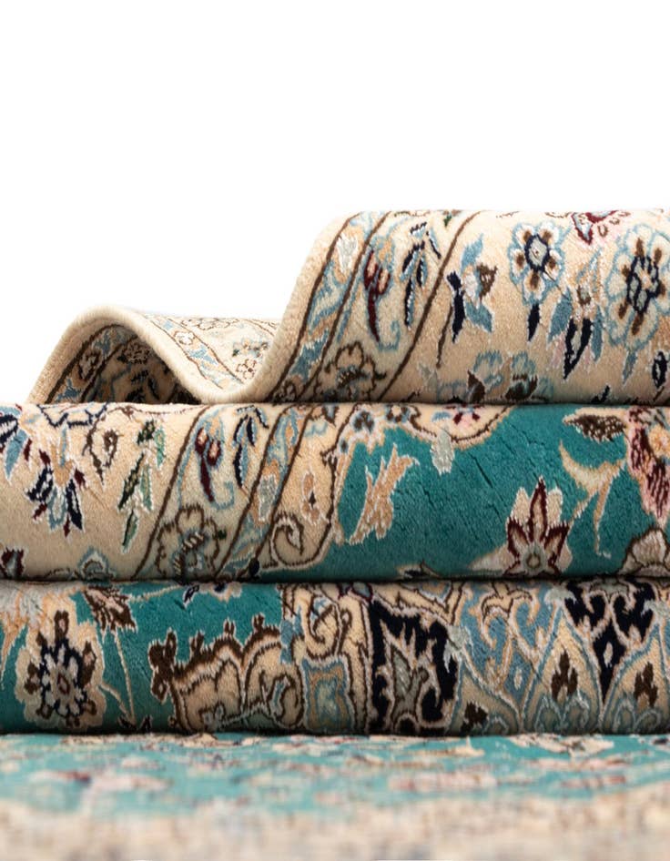 Detail image of 4' 9 x 7' 8 Nain Rug