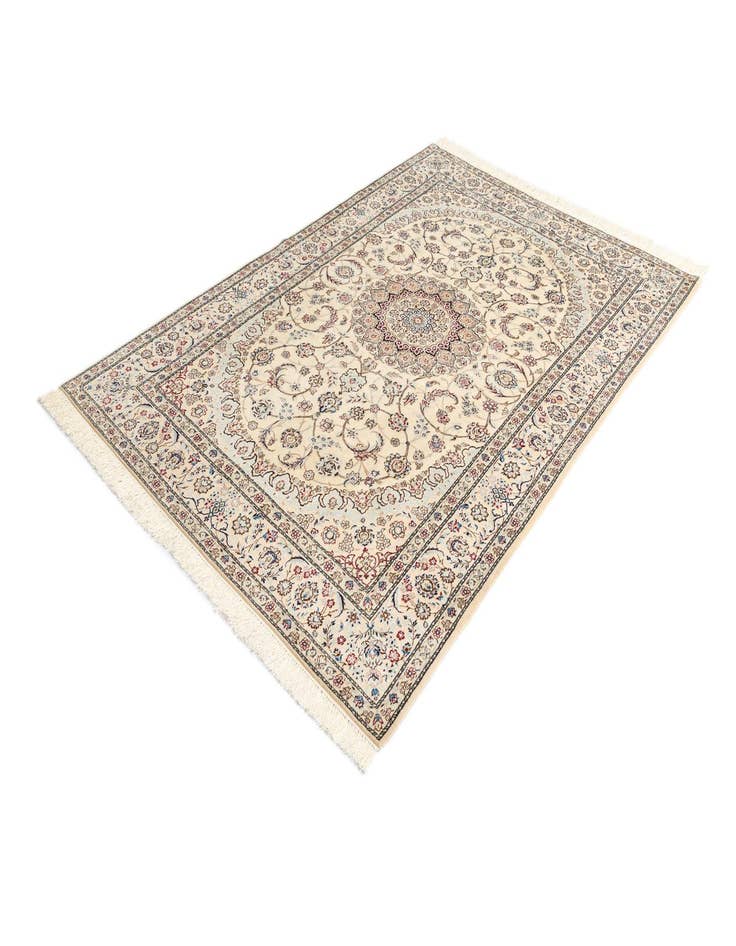 Detail image of 4' 11 x 7' 2 Nain Rug