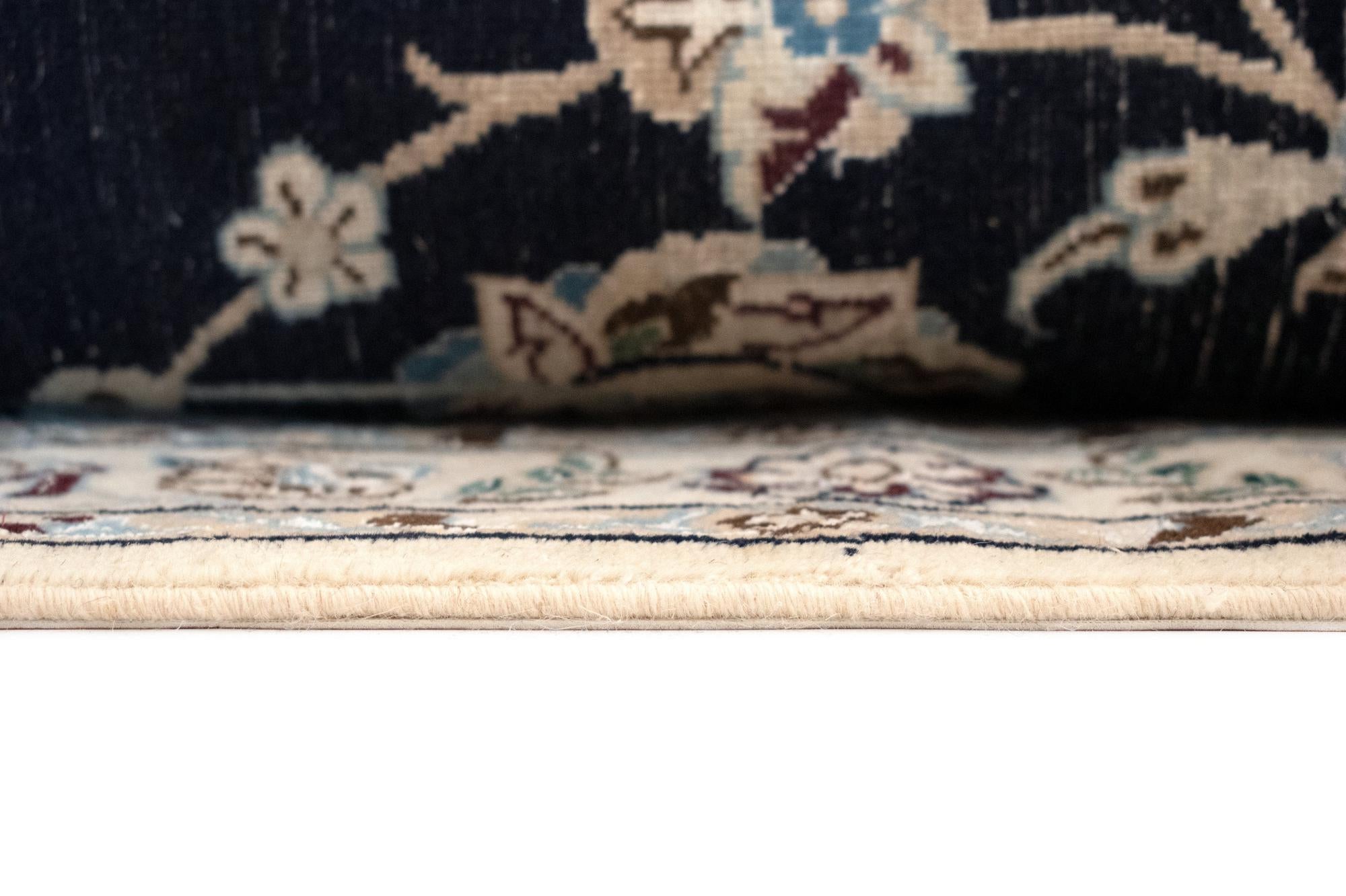 15' 6 x 21' 2 Hand Knotted Nain Persian Rug