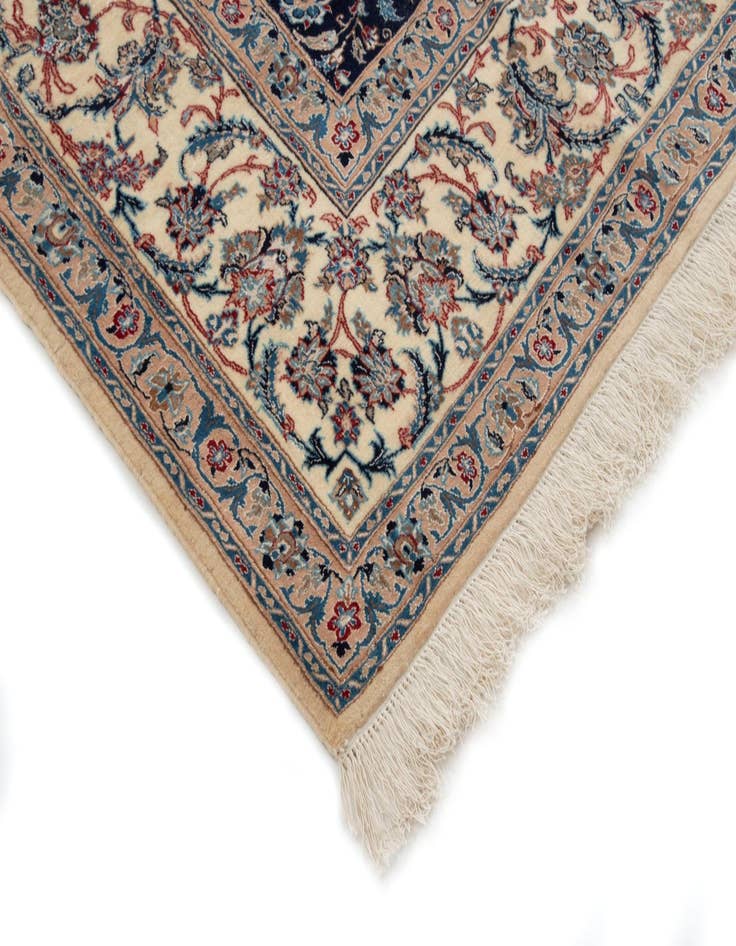 Detail image of 7' 1 x 11' 6 Hand Knotted Nain Persian Rug