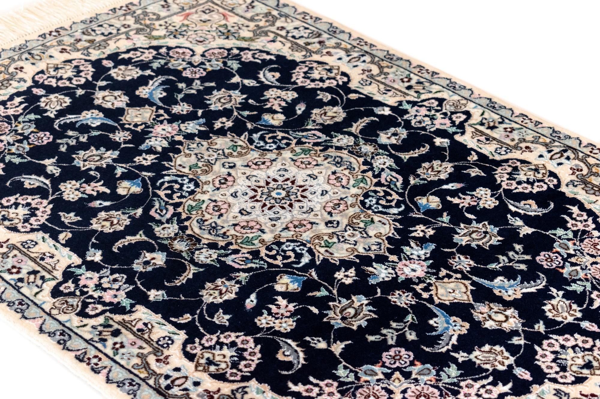 2' 7 x 3' 10 Nain Rug