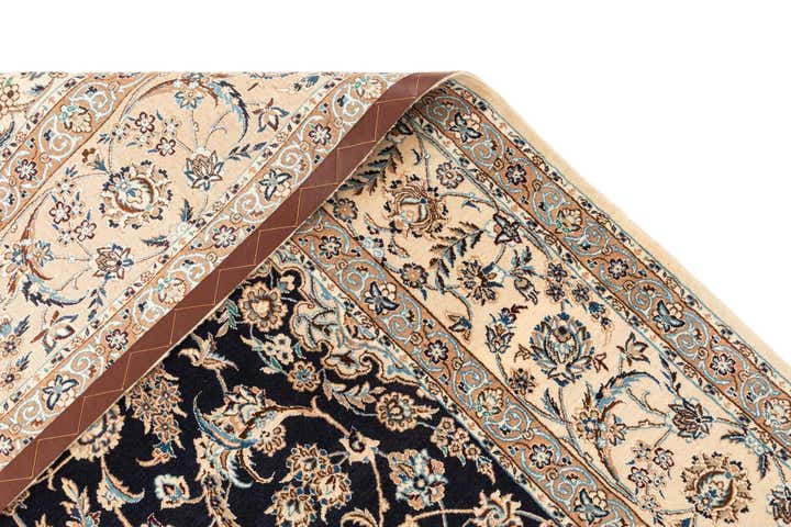 5' 7 x 9' 5 Hand Knotted Nain Rug
