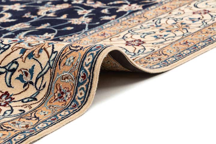 5' 10 x 9' 2 Hand Knotted Nain Rug