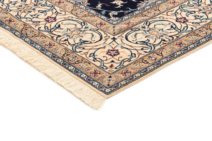 5' 10 x 9' 2 Hand Knotted Nain Rug