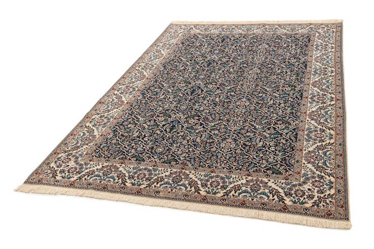 Detail image of 6' 8 x 9' 11 Hand Knotted Nain Rug
