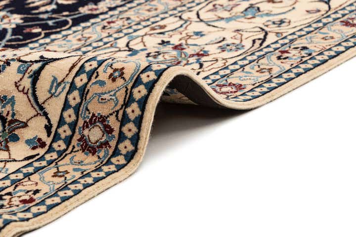6' 8 x 10' 1 Hand Knotted Nain Rug