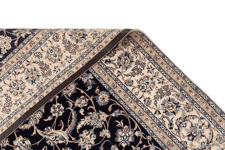 Detail image of 7' 3 x 10' 4 Hand Knotted Nain Rug