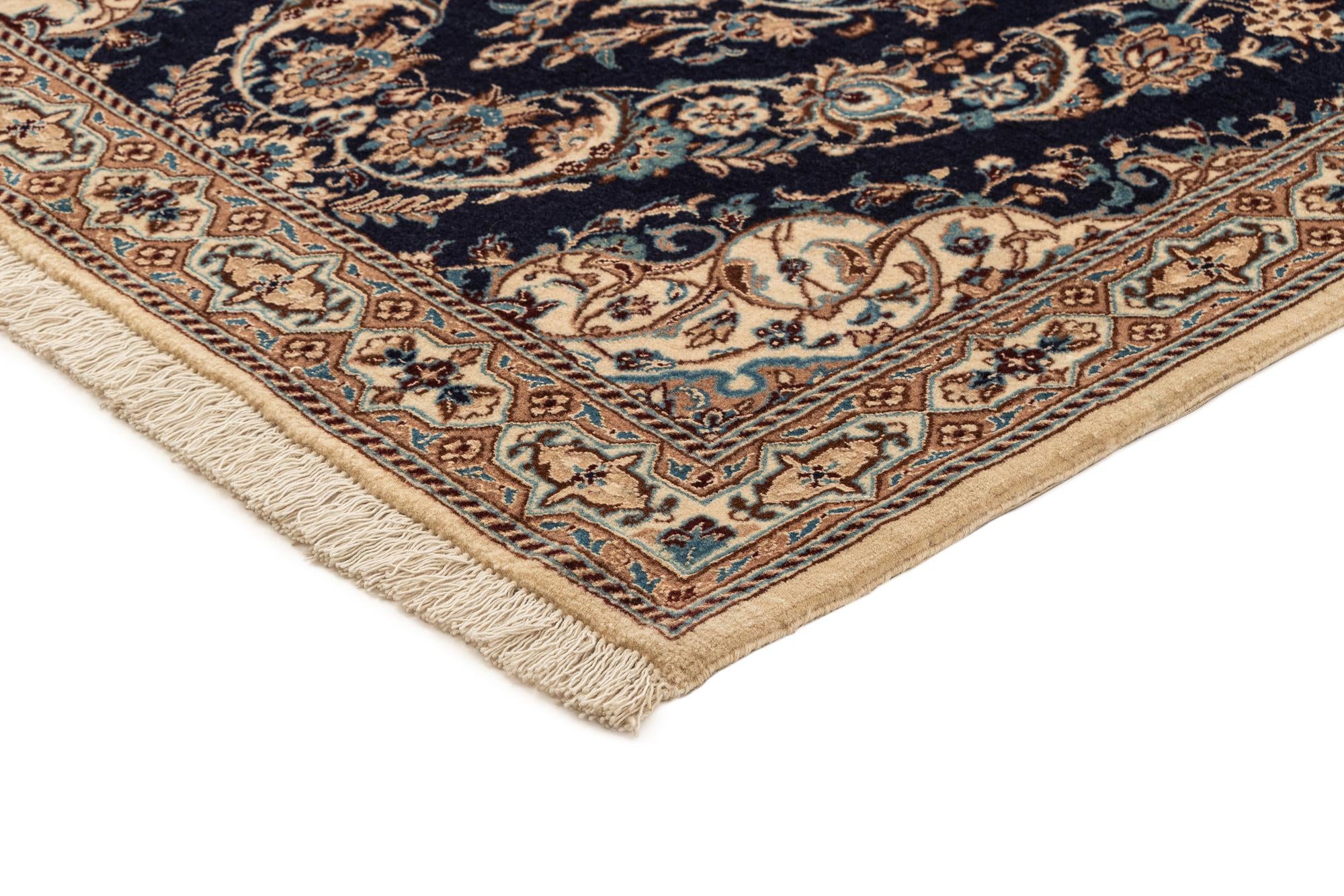 2' 7 x 4' 2 Hand Knotted Nain Rug