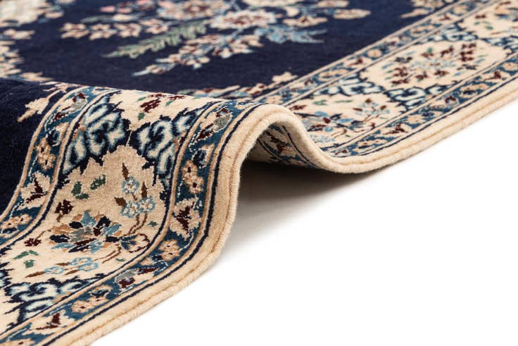 Detail image of 3' 2 x 4' 2 Hand Knotted Nain Rug