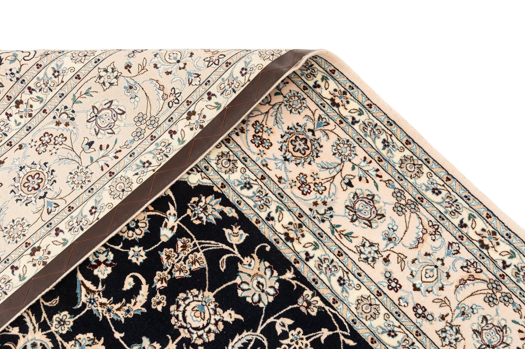 6' 11 x 10' 2 Hand Knotted Nain Rug
