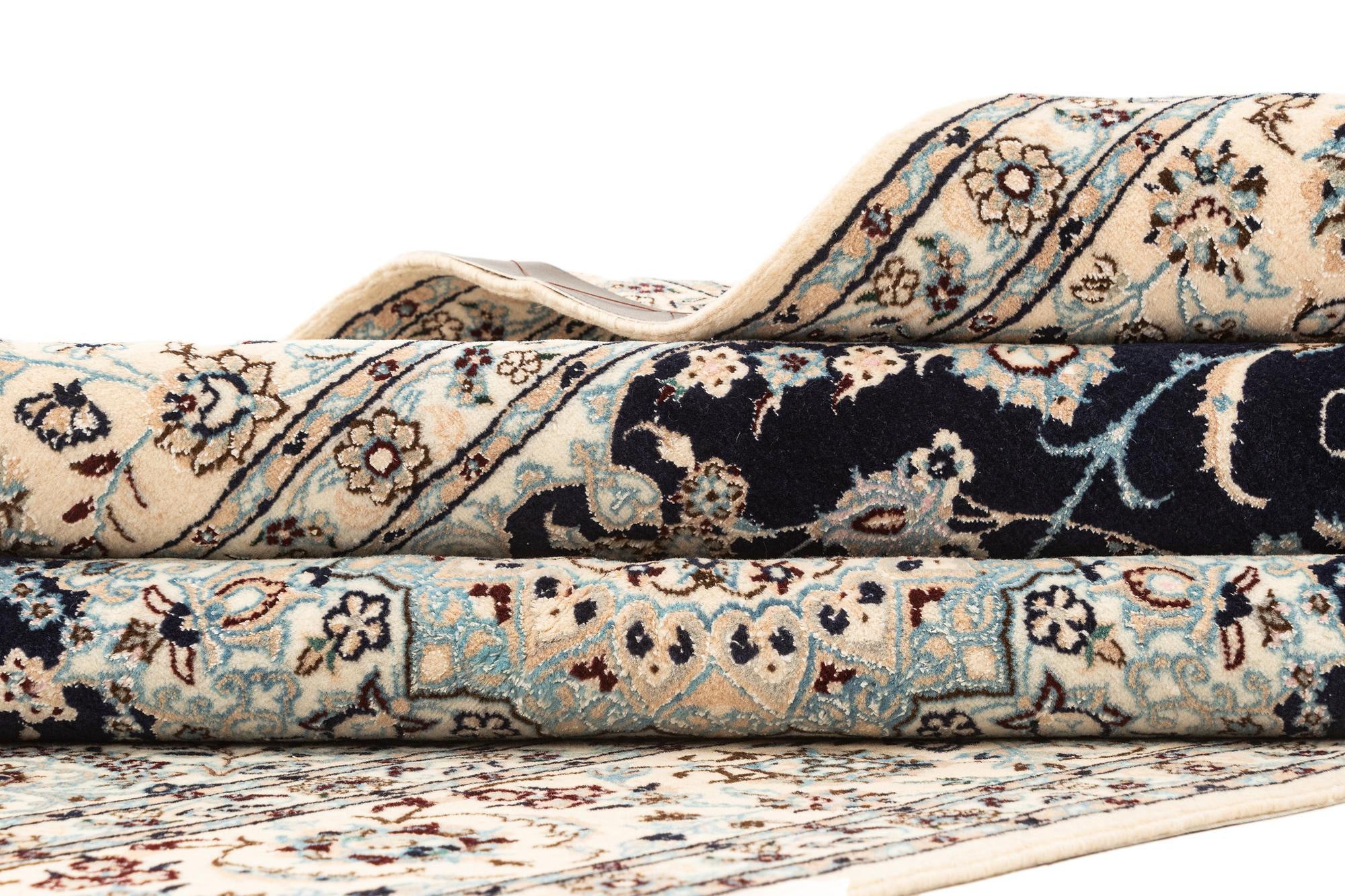 5' 1 x 7' 9 Hand Knotted Nain Rug