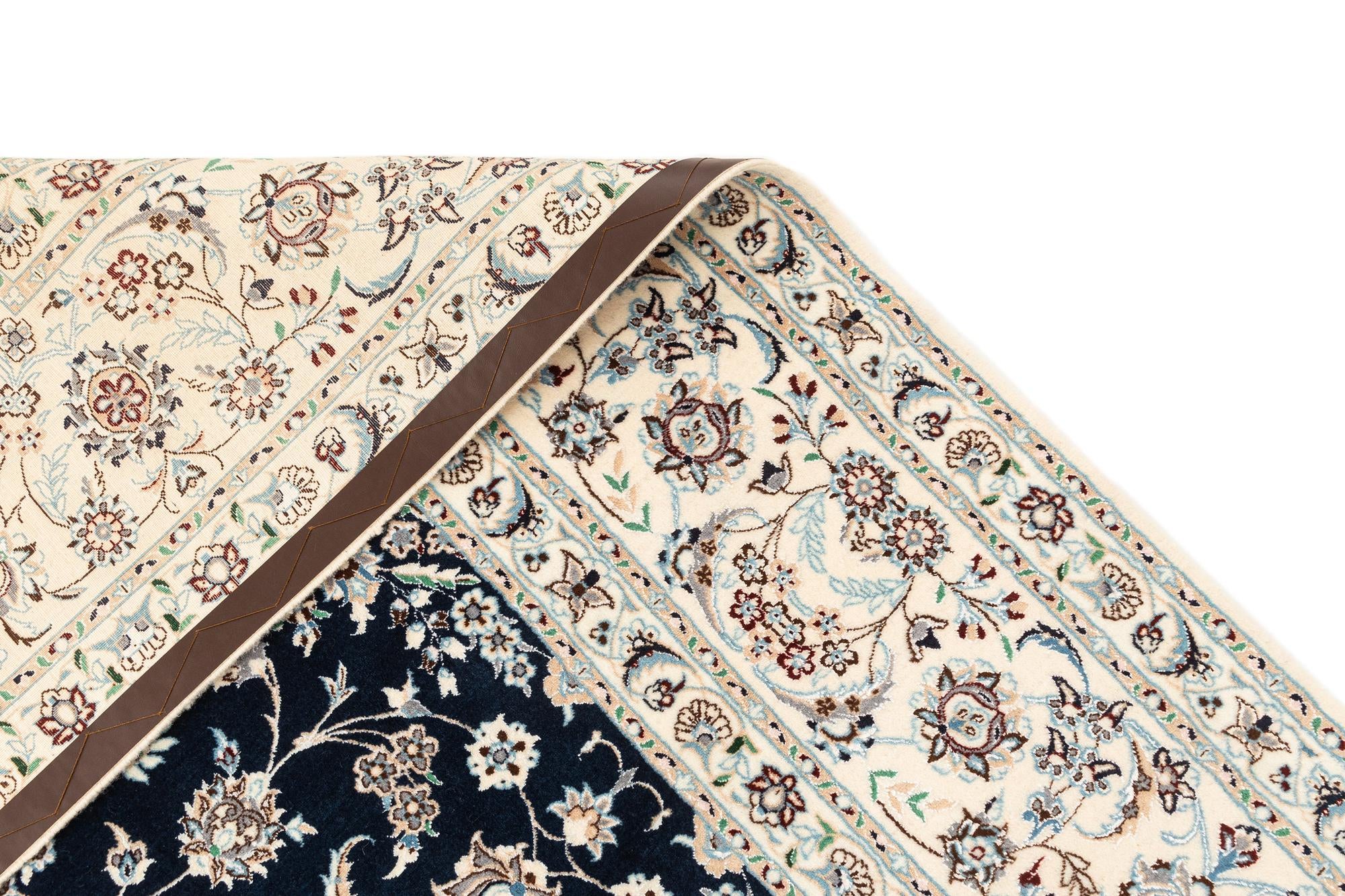 6' 8 x 6' 8 Hand Knotted Nain Rug