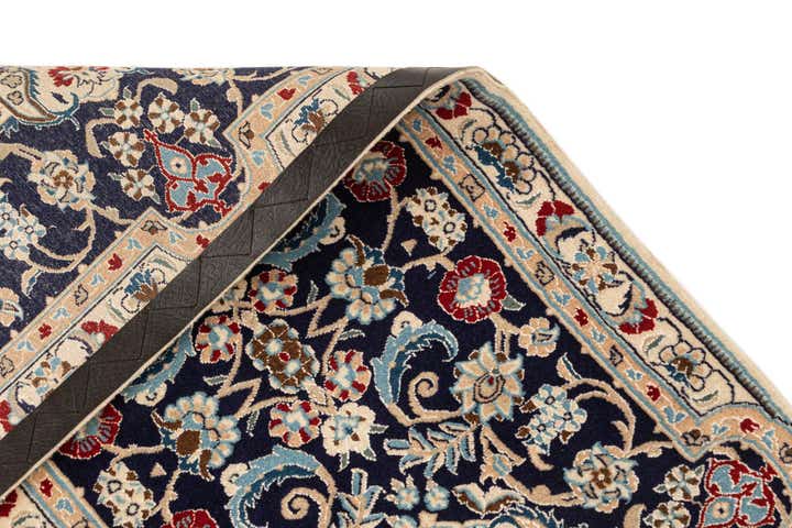 1' 8 x 6' 6 Hand Knotted Nain Rug