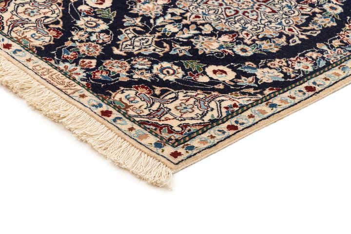 1' 7 x 6' 6 Hand Knotted Nain Rug