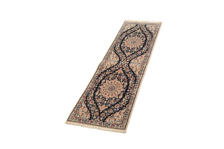 Detail image of 1' 6 x 5' 4 Hand Knotted Nain Rug