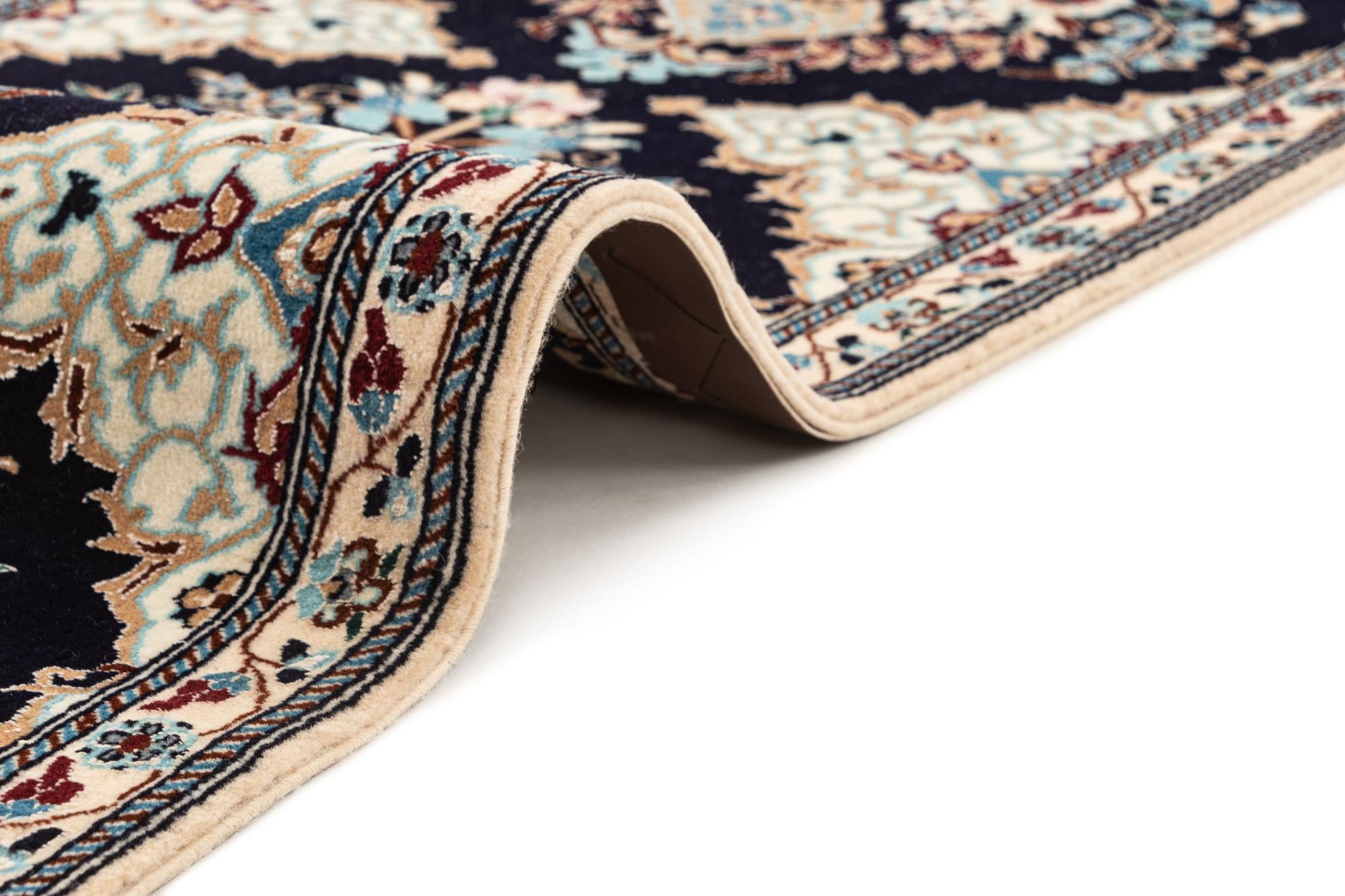 1' 8 x 6' 8 Hand Knotted Nain Rug