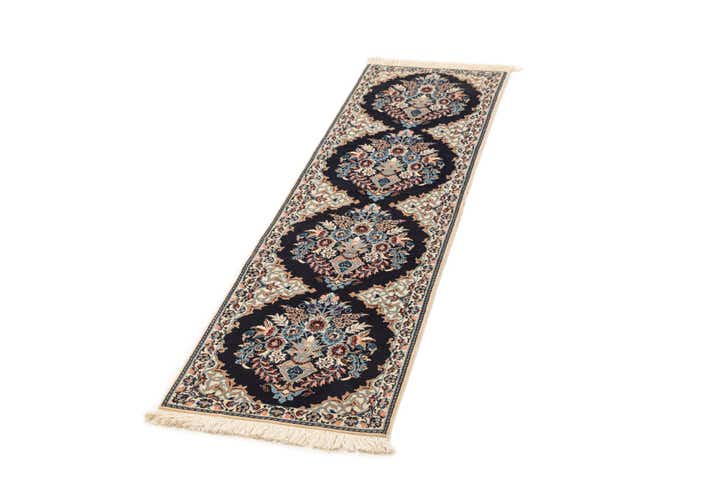 1' 7 x 6' 2 Hand Knotted Nain Rug