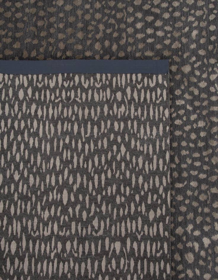 Detail image of 8' 7 x 12' Nepal Rug