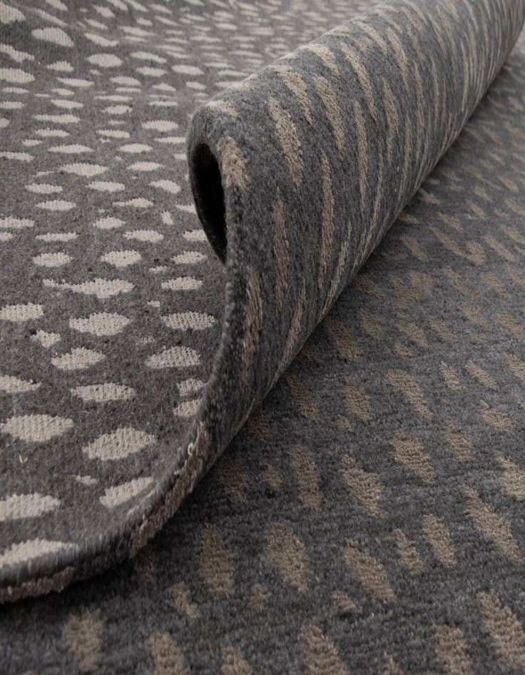 Detail image of 8' 7 x 12' Nepal Rug