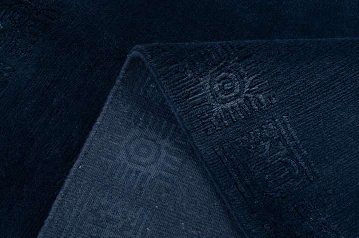 4' 9 x 6' 8 Hand Knotted Nepal Rug