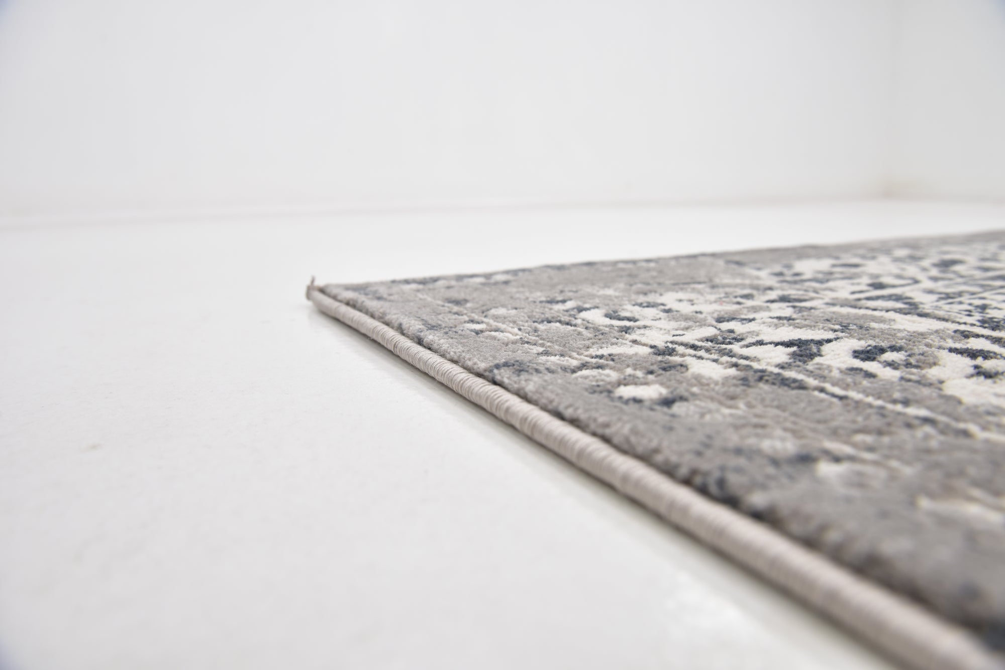 5' x 8' 2 New Vintage Rug
