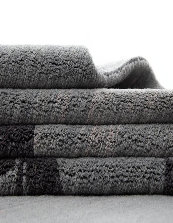 Detail image of 9' 1 x 11' 11 Odegard Rug