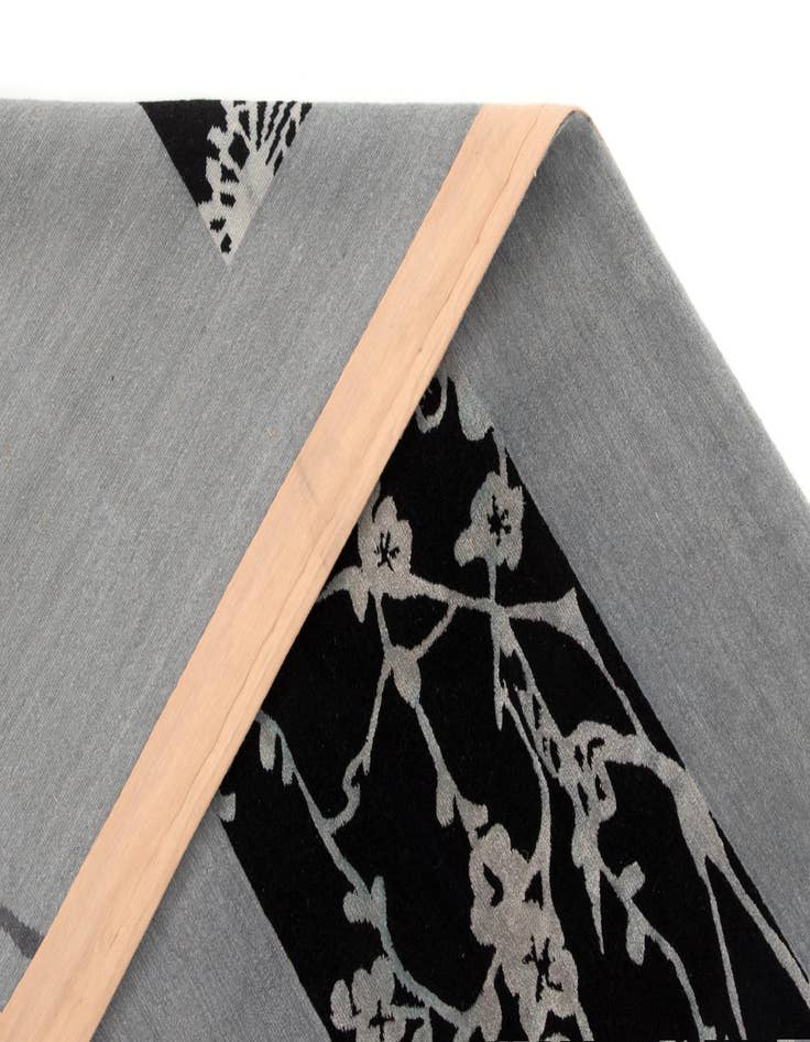 Detail image of 9' 1 x 11' 11 Odegard Rug