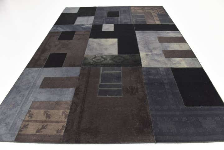 7' 2 x 9' 10 Hand Woven Patchwork Wool Rug