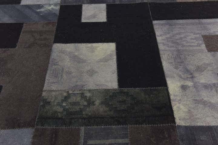 7' 2 x 9' 10 Hand Woven Patchwork Wool Rug