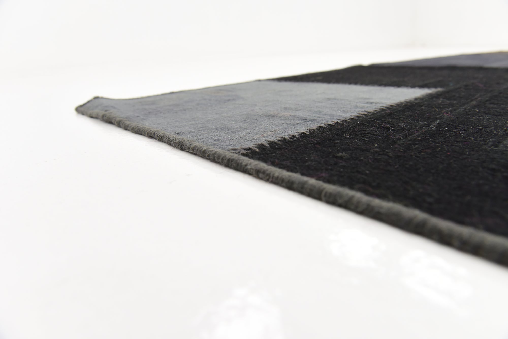 7' 2 x 9' 10 Hand Woven Patchwork Wool Rug