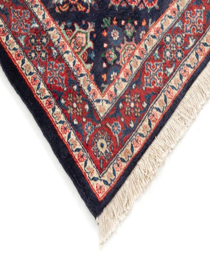 Detail image of 3' 5 x 5' Hand Knotted Sarough Persian Wool Rug