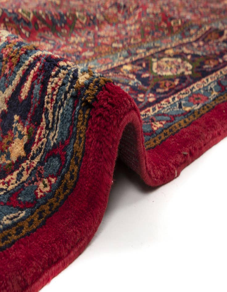 Detail image of 9' 11 x 13' 4 Sarough Wool Rug