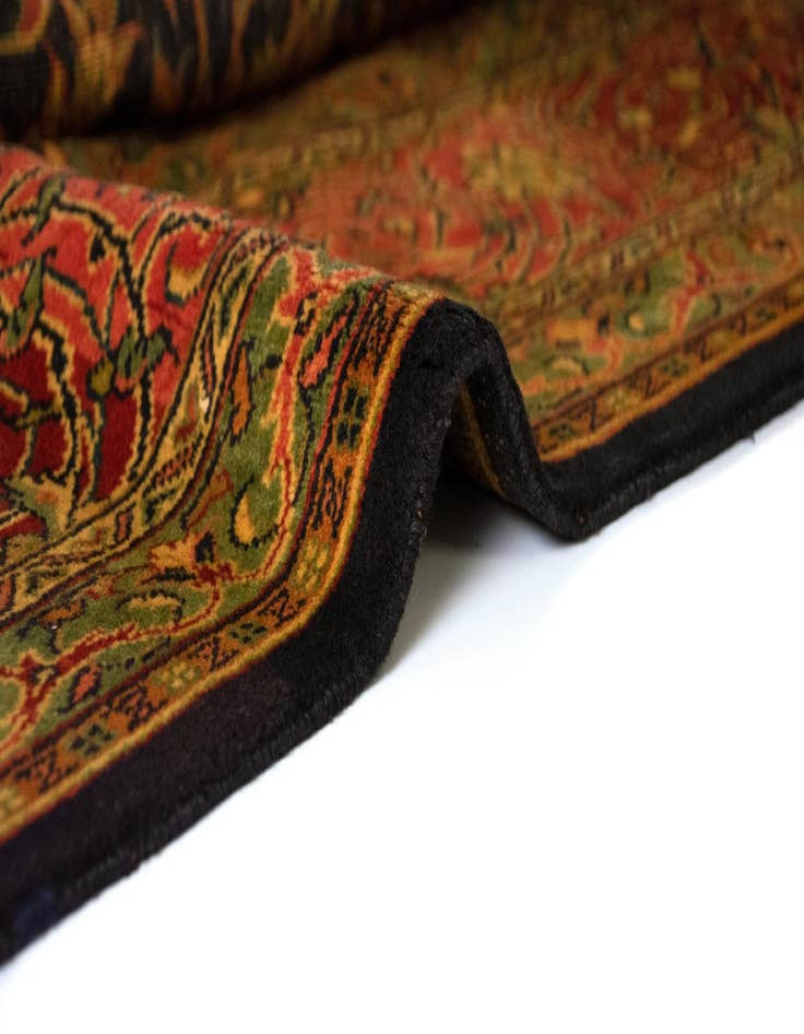 Detail image of 9' 10 x 13' 3  Hand Knotted Sarough Persian Wool Rug