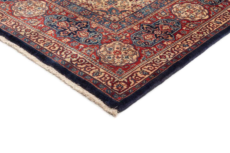 Detail image of 8' 11 x 11' 11 Sarouk Wool Rug