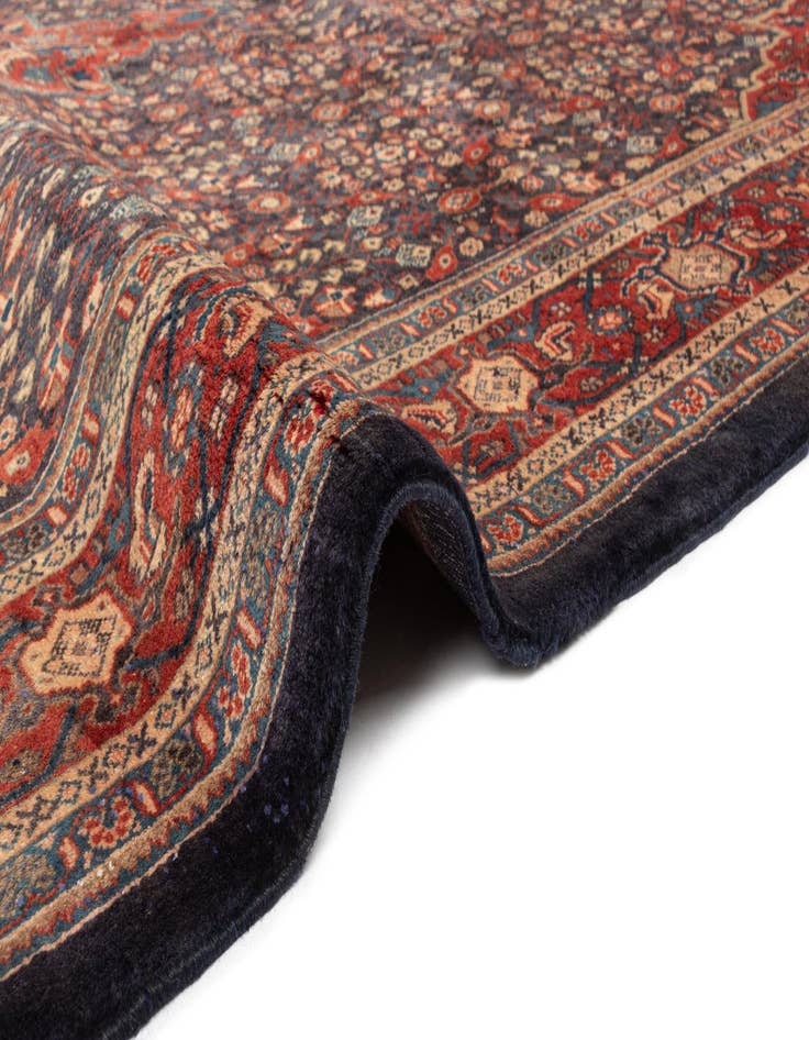 Detail image of 7' 1 x 10' 7 Sarouk Wool Rug