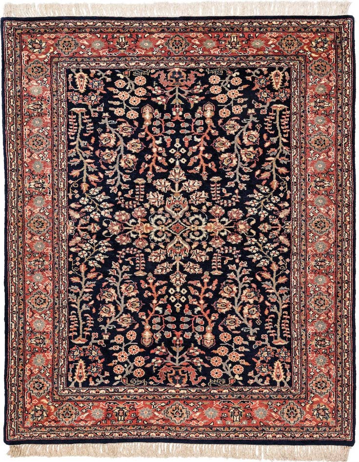 Detail image of 4' 8 x 6' 10 Sarouk Rug