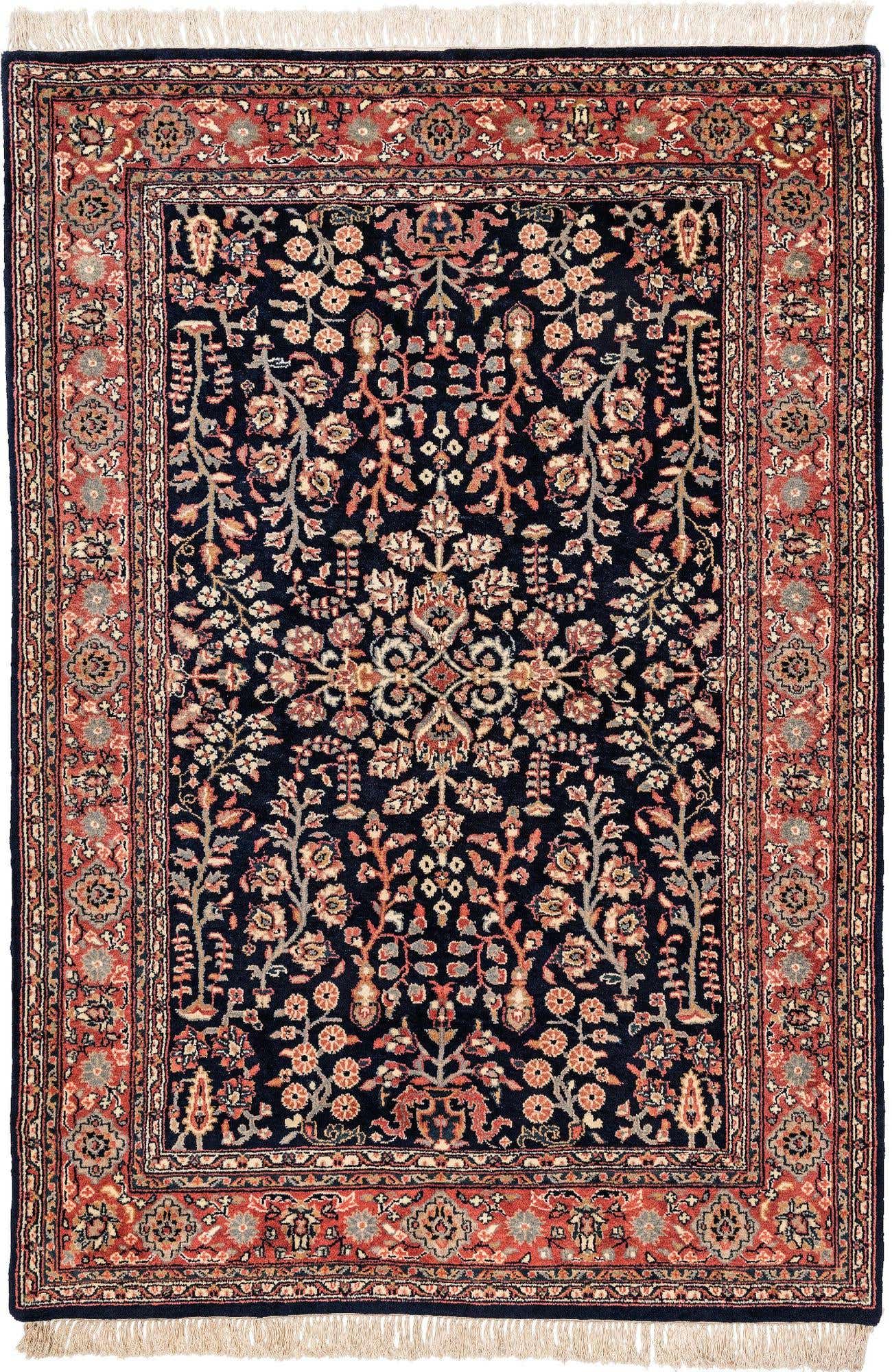 4' 8 x 6' 10 Sarouk Rug