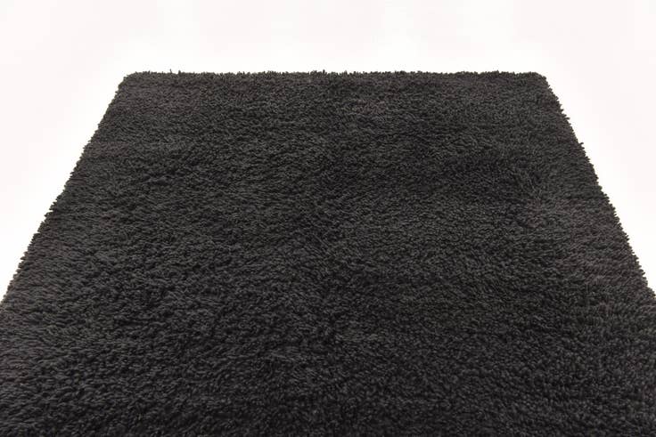Detail image of 5' 6 x 7' 8 Solid Shag Rug