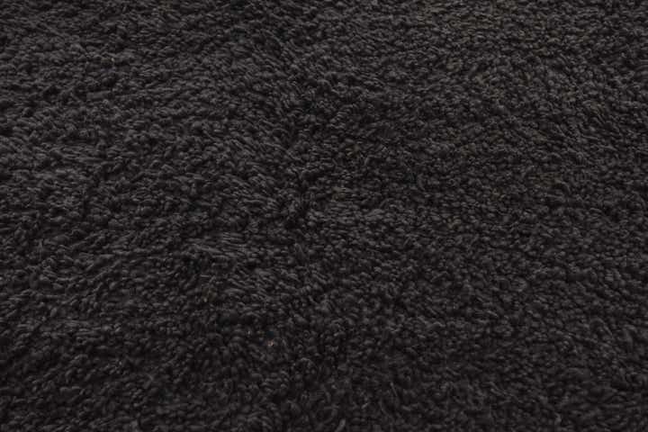 5' 6 x 7' 8 Solid Shag Rug