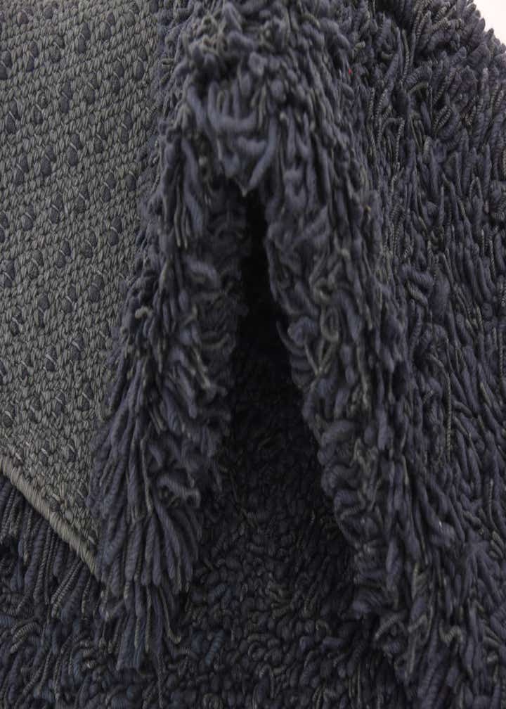 5' 6 x 7' 6 Solid Shag Rug