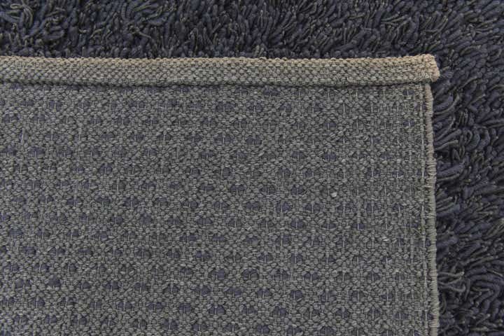 5' 6 x 7' 6 Solid Shag Rug