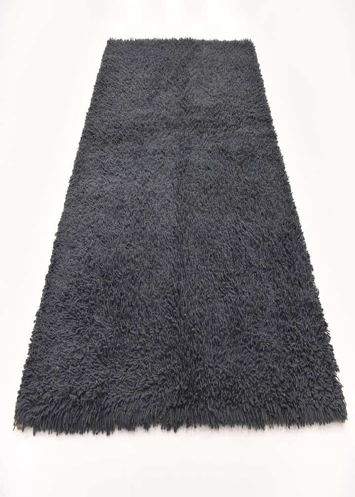 5' 6 x 7' 6 Solid Shag Rug
