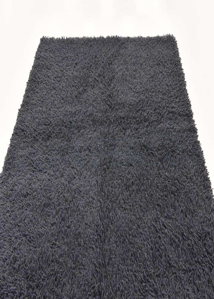 5' 6 x 7' 6 Solid Shag Rug