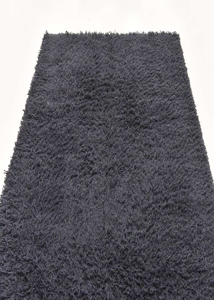 5' 7 x 7' 5 Solid Shag Rug