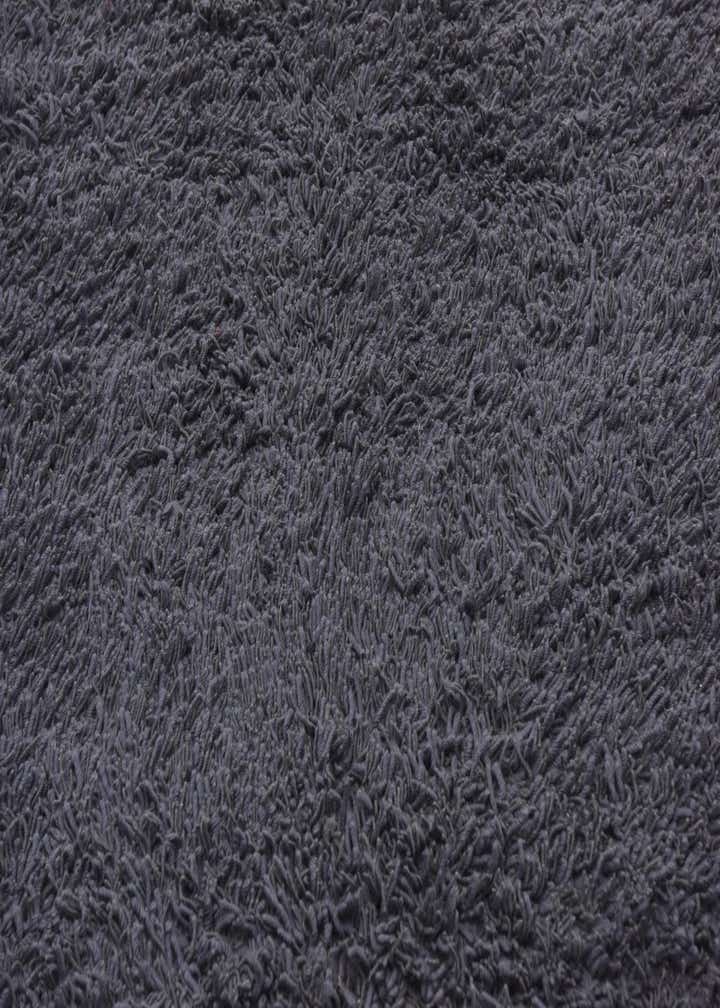 5' 7 x 7' 5 Solid Shag Rug